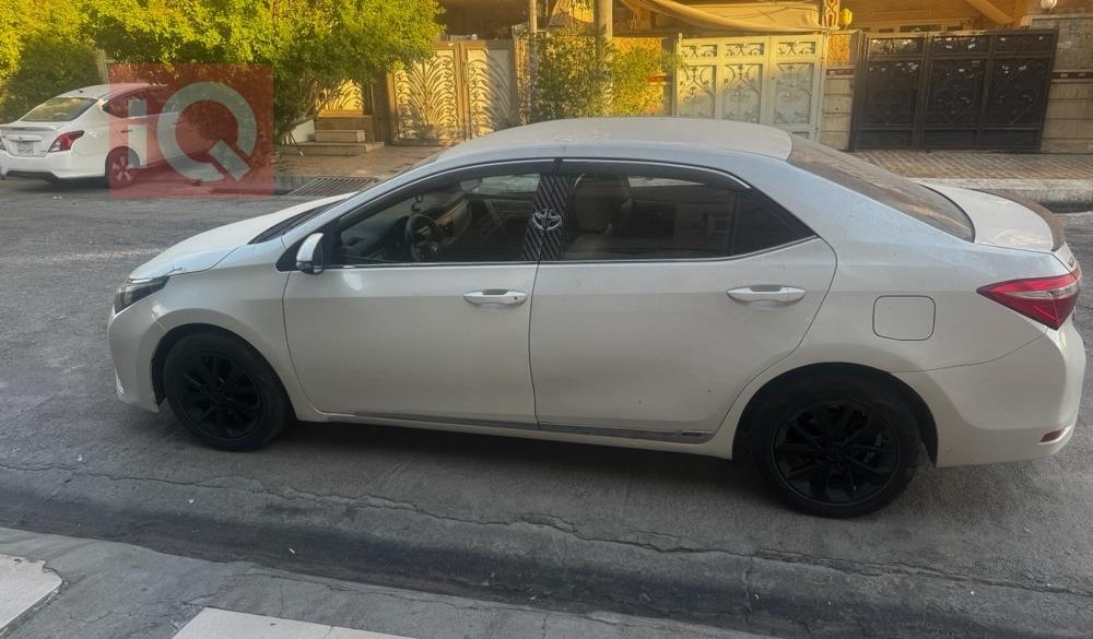 تۆیۆتا کۆرۆلا